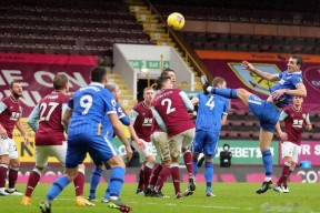 转折点！埃因霍温战术微调，德国杯今晨攻防权衡，信心回归，年轻球员得到机会的简单介绍-九游登录